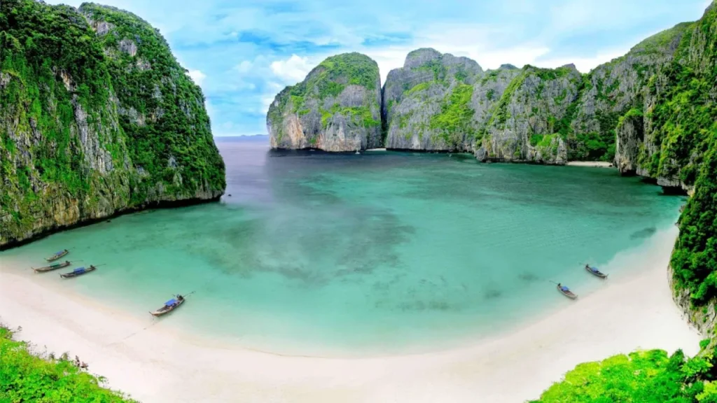 thailand-ireland-holiday-perks
