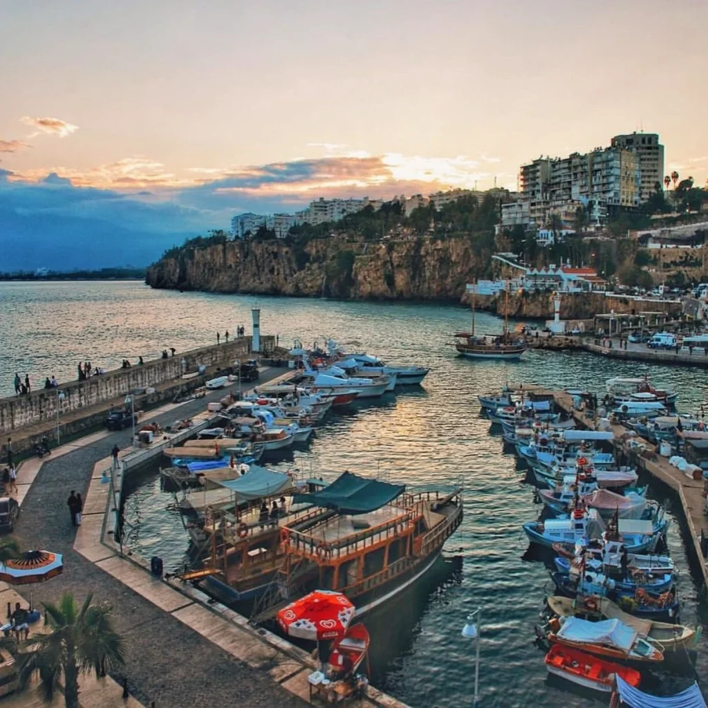 holiday-trips-in-europe-vs-asia